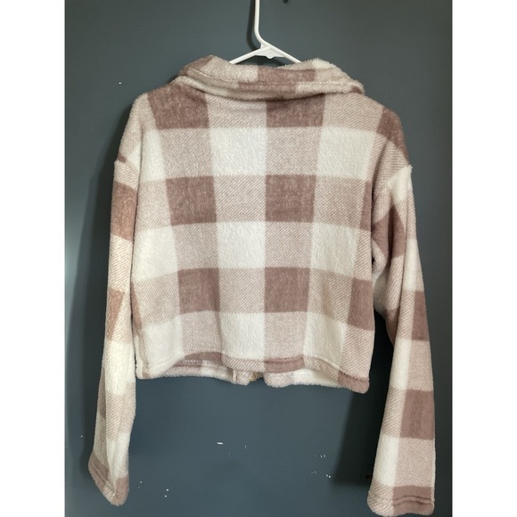 sweater - Picture 3 of 7